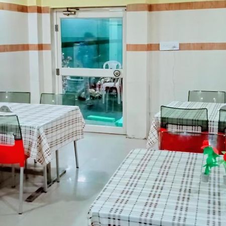 Goroomgo Star Inn Sea View Puri Kültér fotó