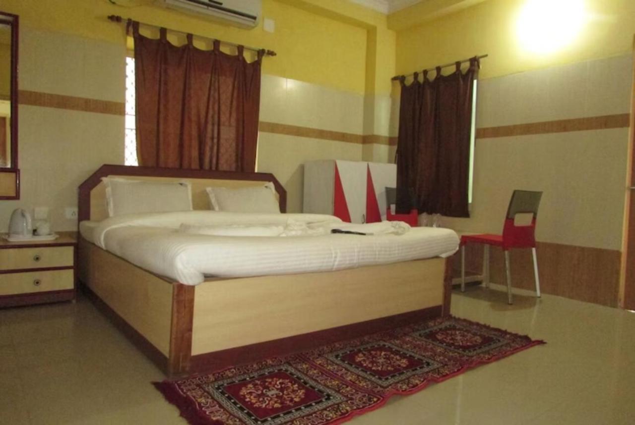 Goroomgo Star Inn Sea View Puri Kültér fotó